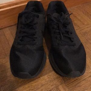 Black Nike Sneakers